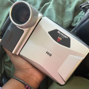 Viewcam Hi8 Silver Camera